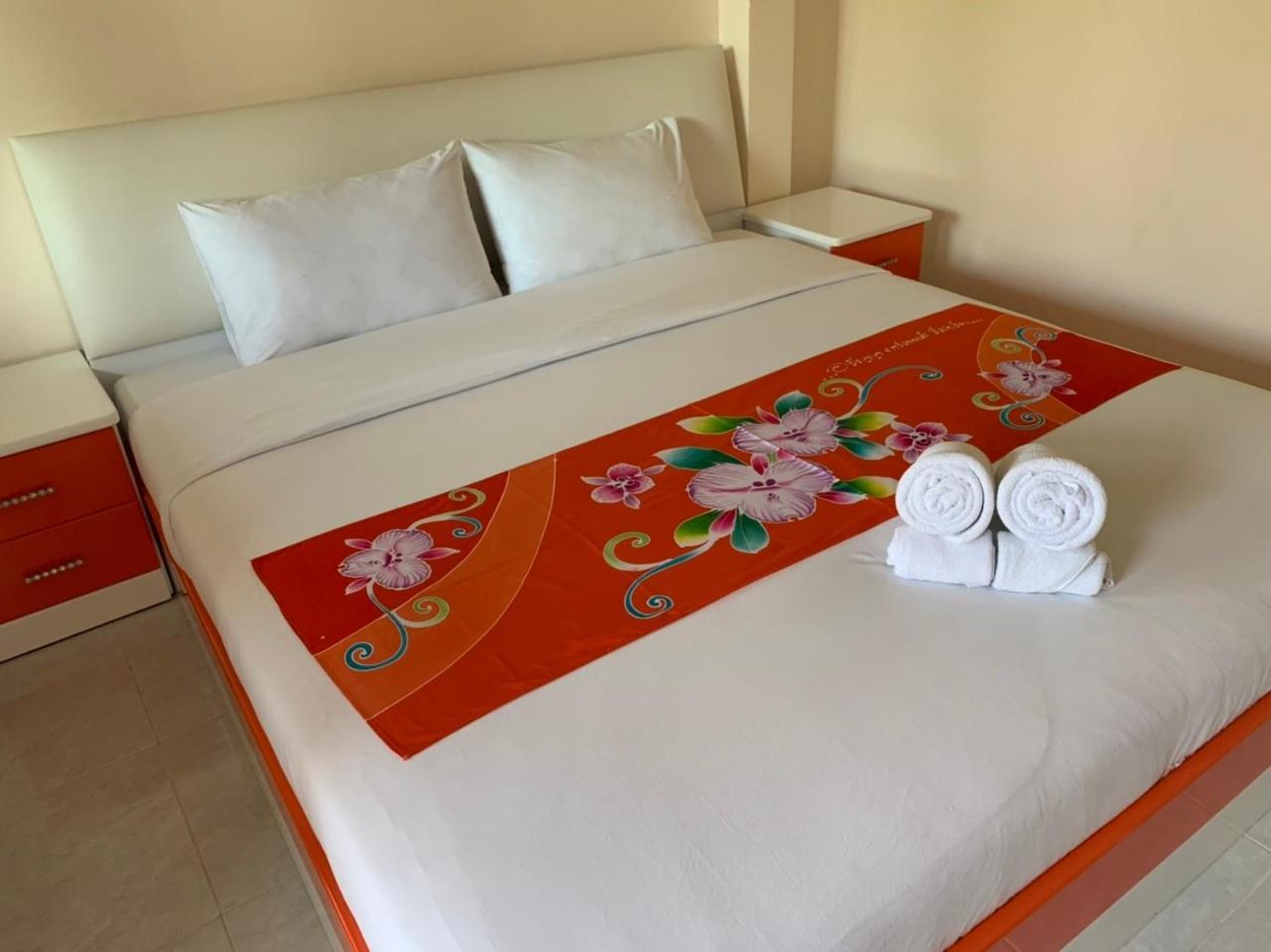 Aranya Resort Chumphon Buitenkant foto